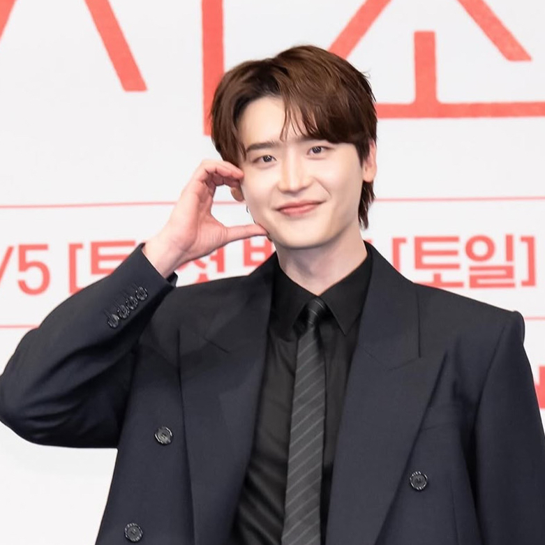 Behind-the-scenes cut of Lee Jongsuk