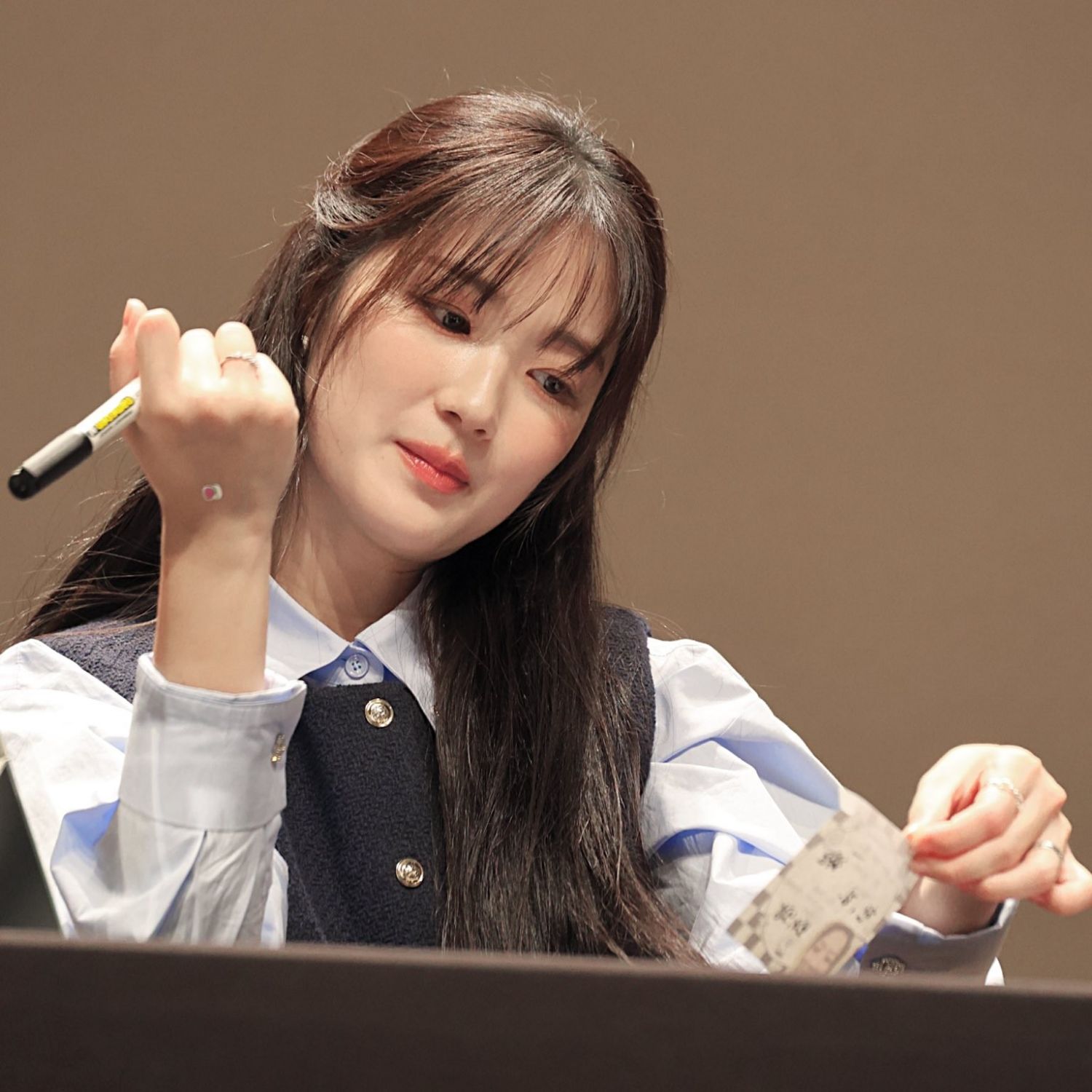 A moment captured by a fan of Kim Hyeyoon