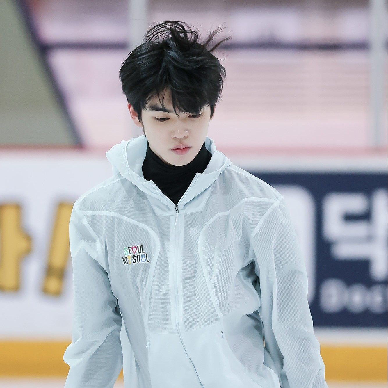 A moment captured by a fan of Cha Junhwan