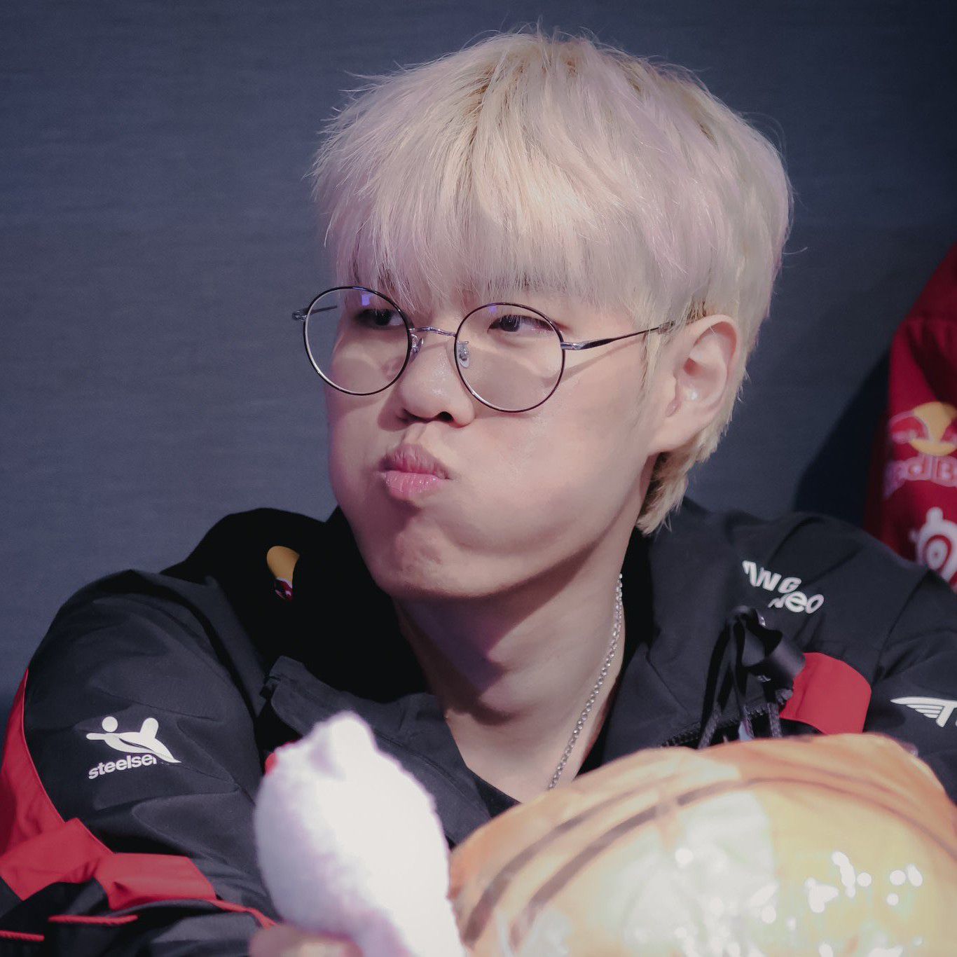 Behind-the-scenes cut of Oner