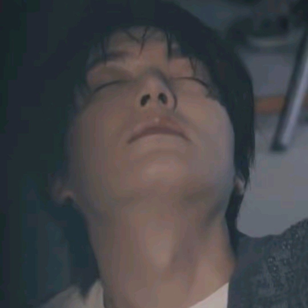 イ・ミンホのビハインドカット