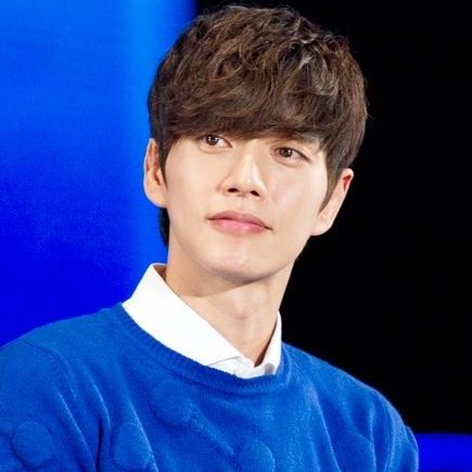 Behind-the-scenes cut of Park Haejin
