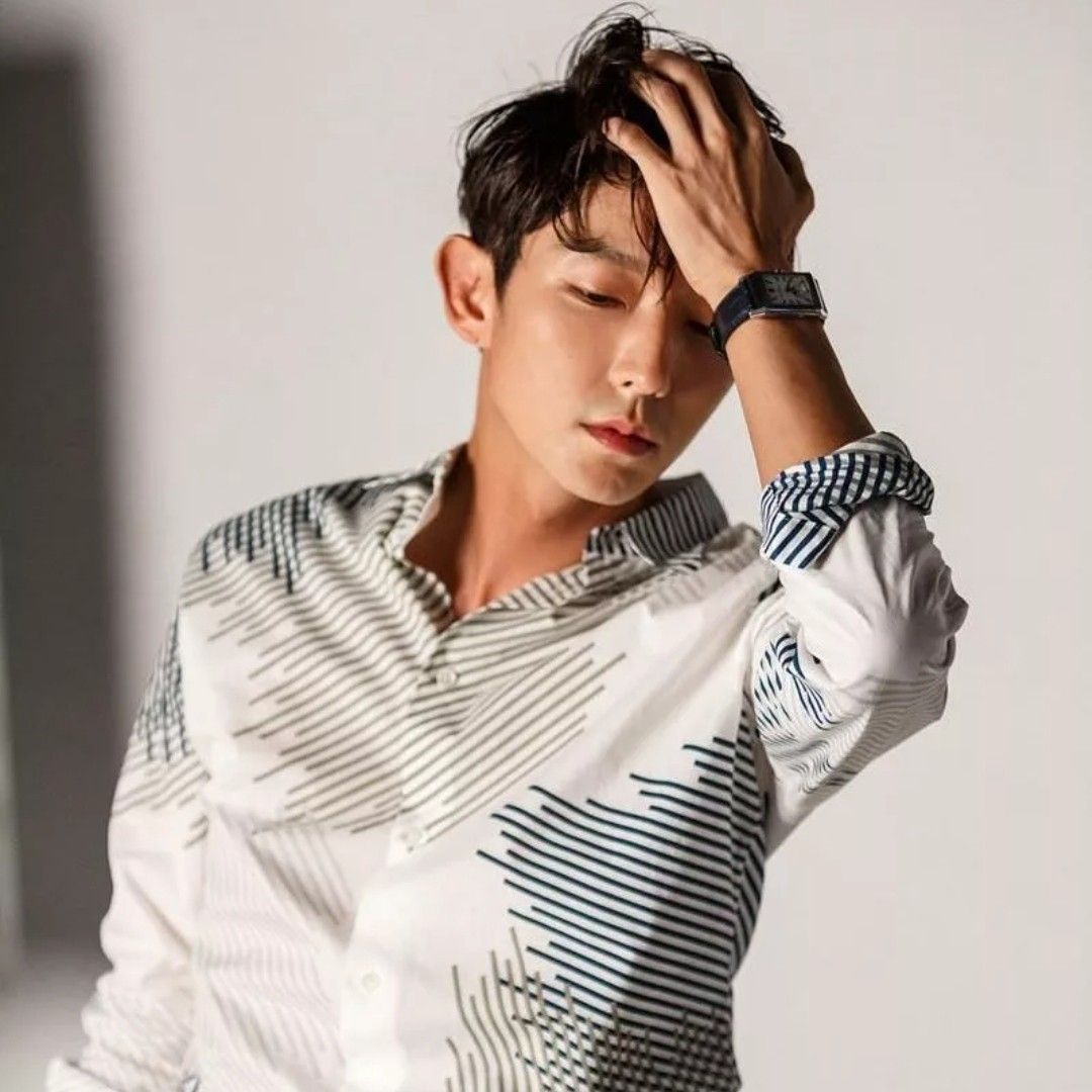 Latest photo of Lee Joongi