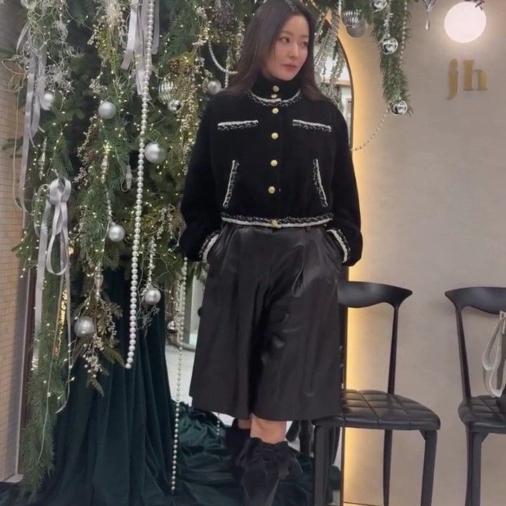 Behind-the-scenes cut of Kim Heesun