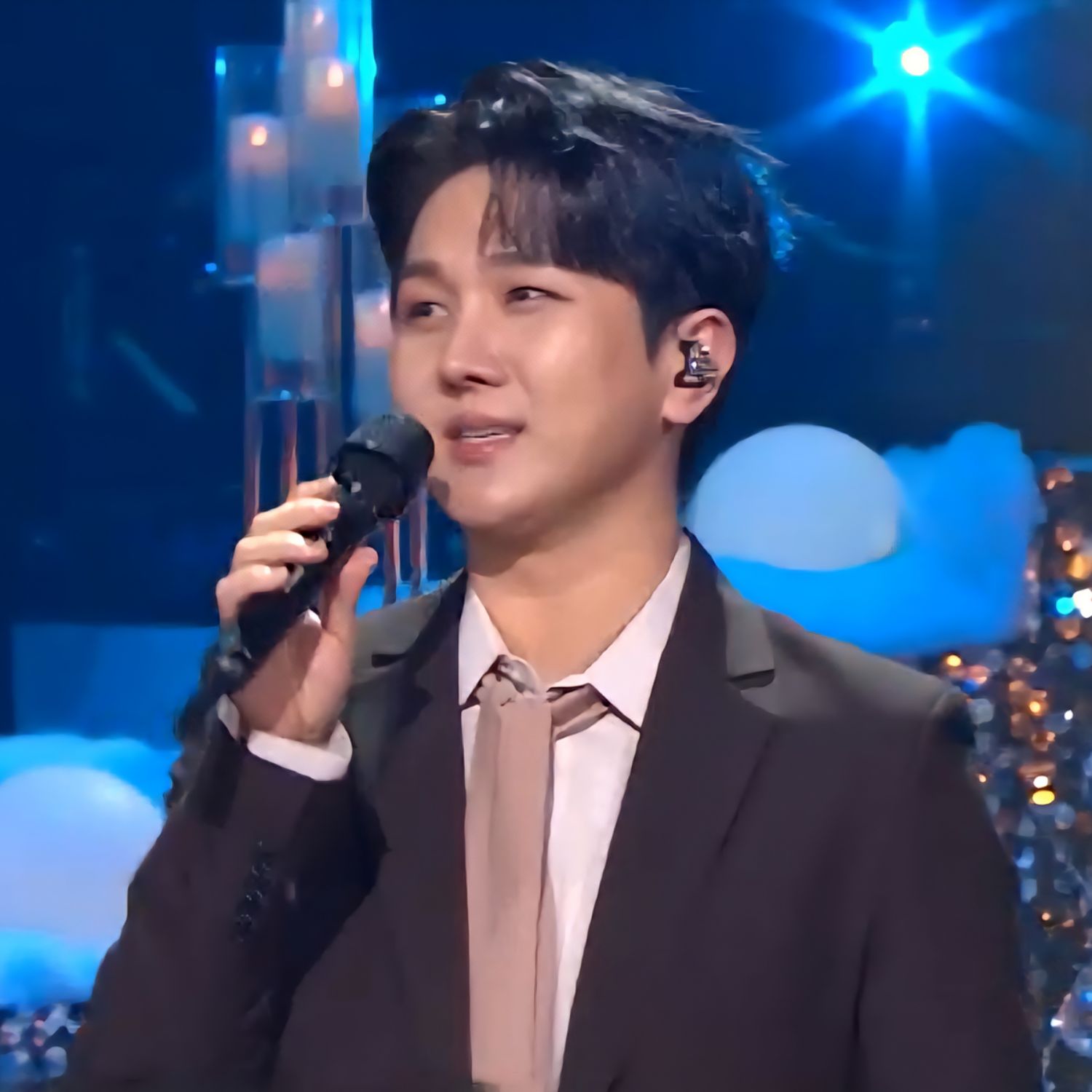 キム・スチャンの最近の活動ショット