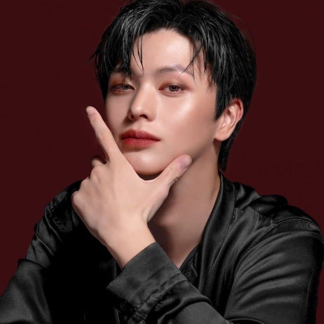 Recent activity shot of Yook Sungjae