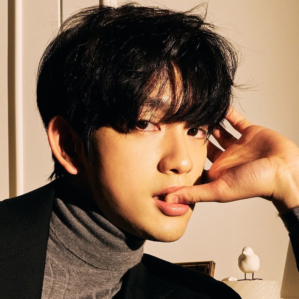 Behind-the-scenes cut of Park Jinyoung