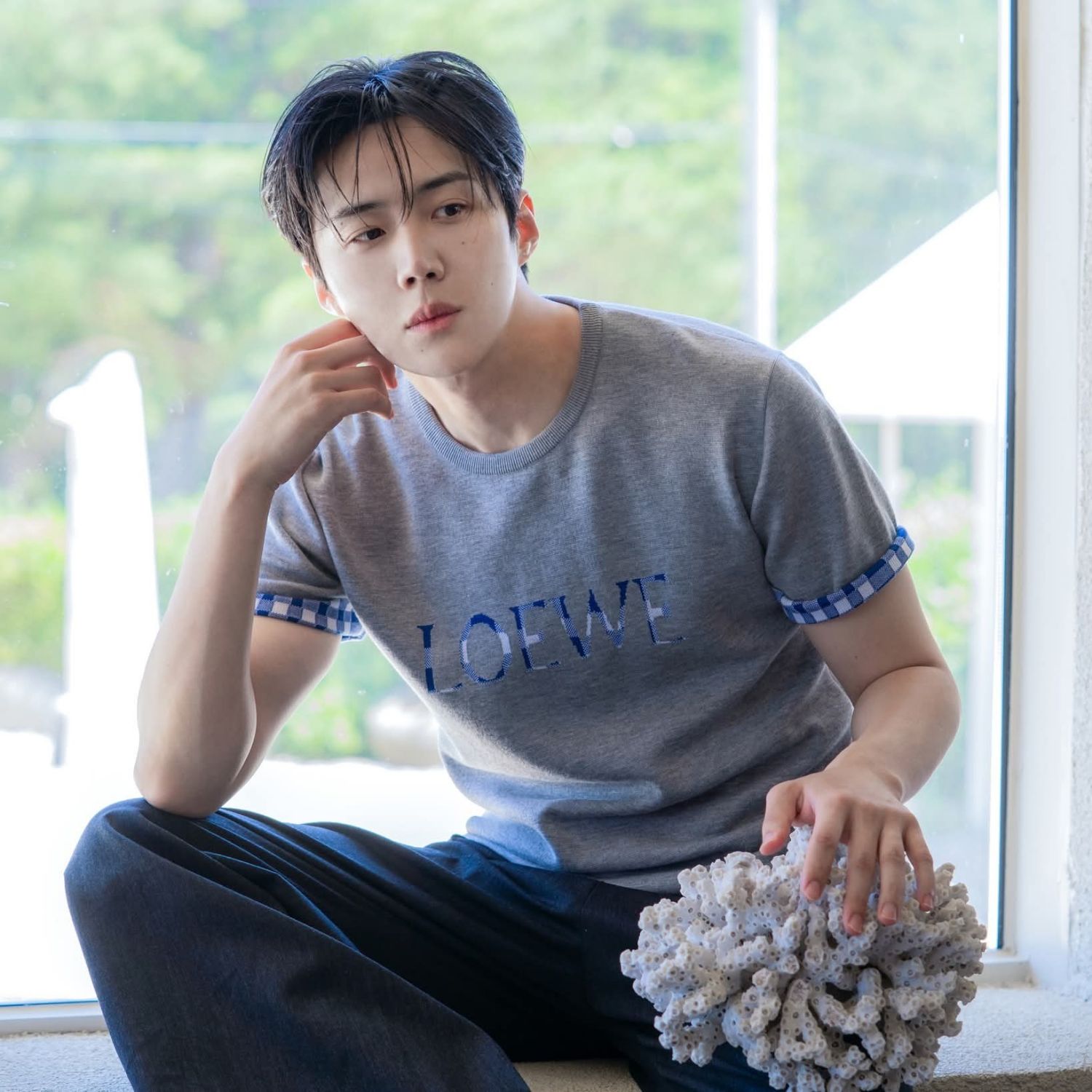 Behind-the-scenes cut of Kim Seonho