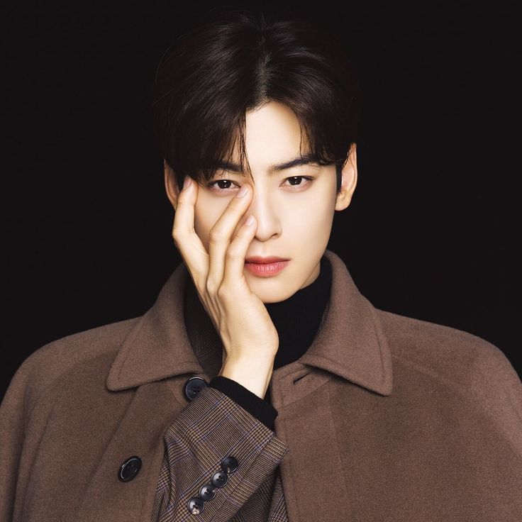 Foto kegiatan terbaru dari Cha Eunwoo