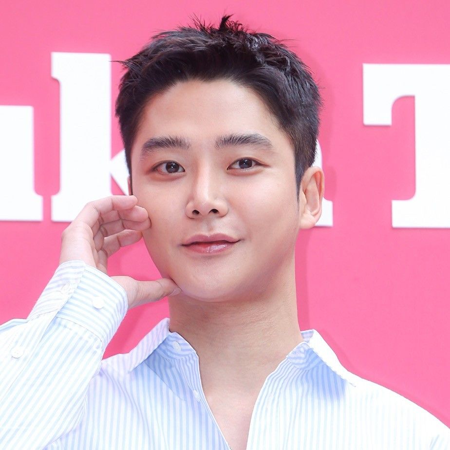 Momen yang diabadikan oleh penggemar Rowoon
