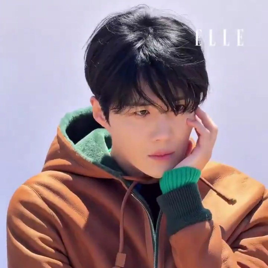 Recent activity shot of Kim Seonho