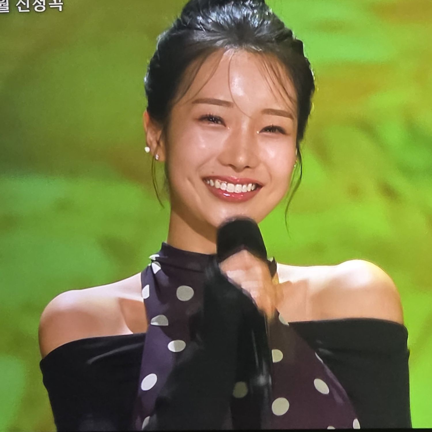 A moment captured by a fan of Kim Soyeon (2004)