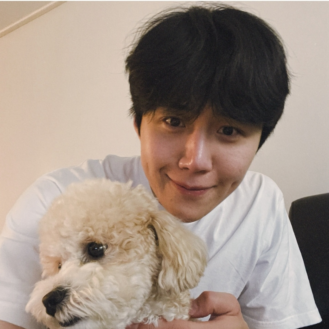 Behind-the-scenes cut of Kim Seonho