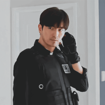 Recent activity shot of Lee Jinwook