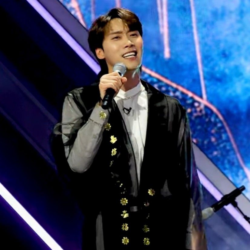 Latest photo of Choi Woojin