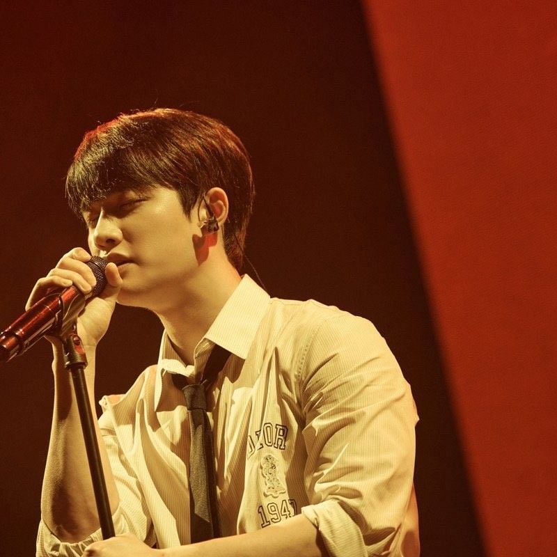 도경수 (디오) 최근 활동샷