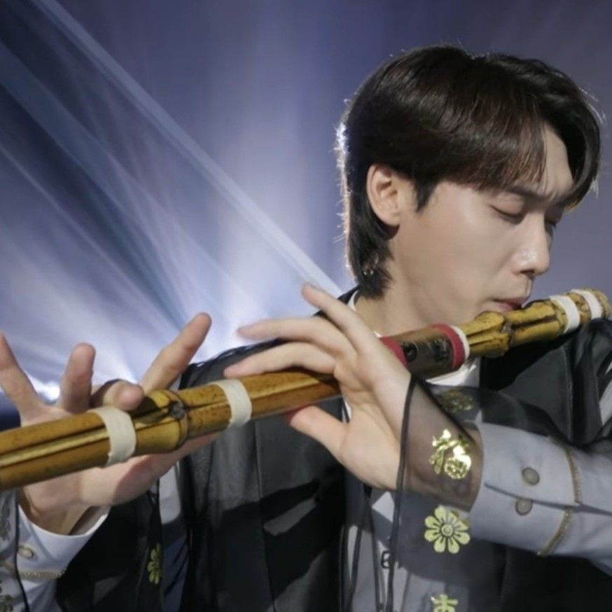 Behind-the-scenes cut of Choi Woojin