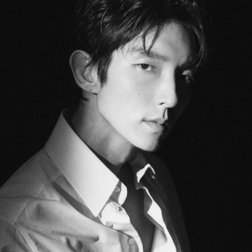Recent activity shot of Lee Joongi