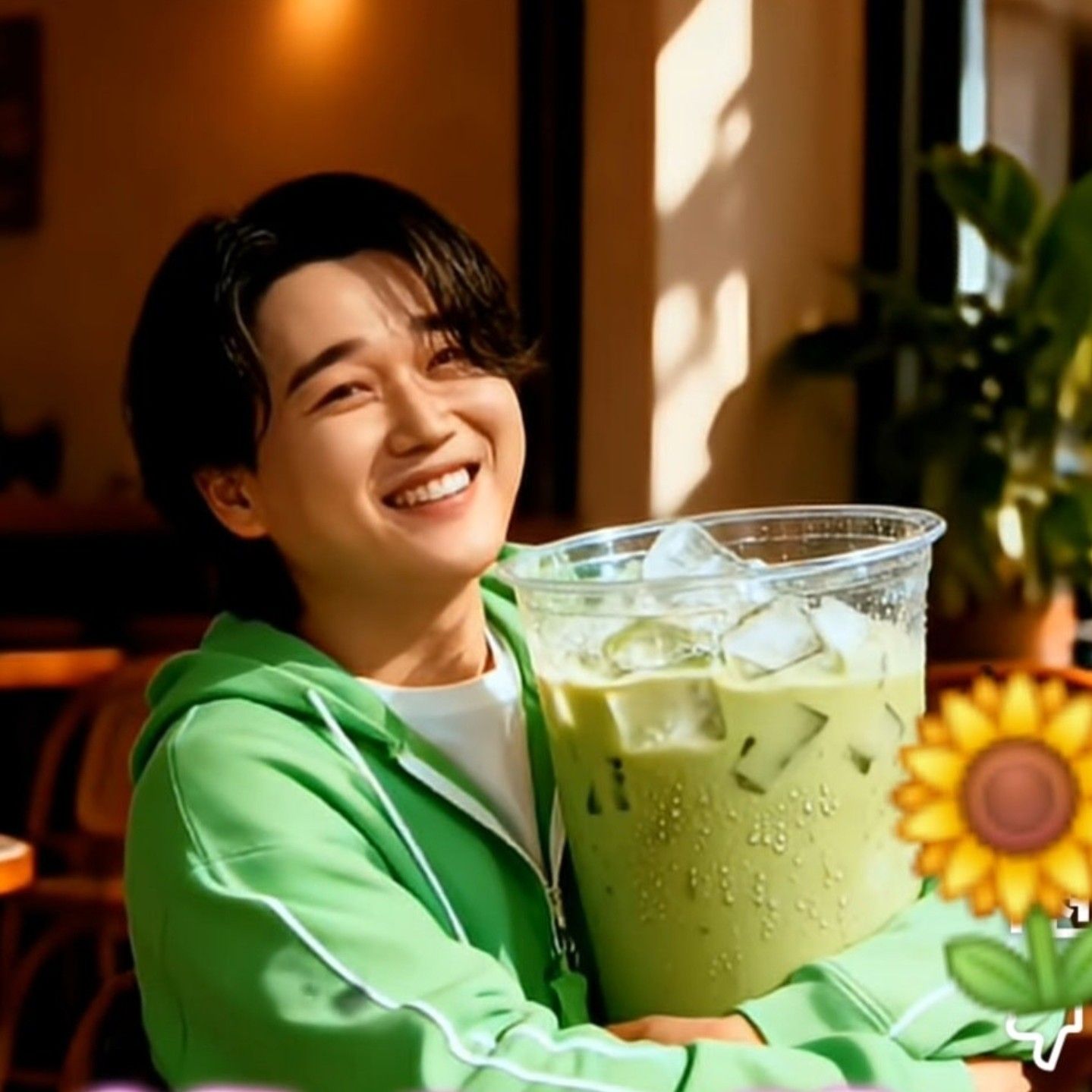 A moment captured by a fan of Hwang Youngwoong