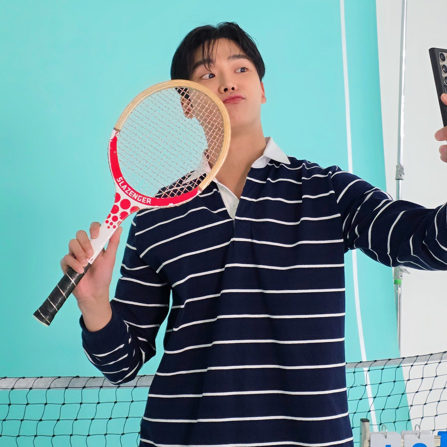 Behind-the-scenes cut of Rowoon