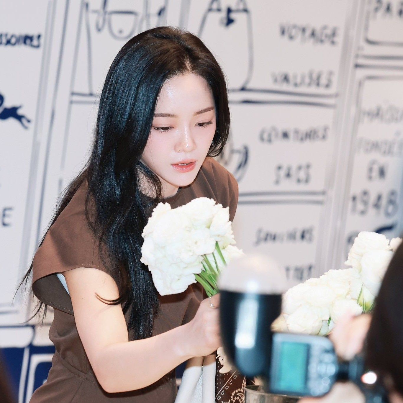 김세정의 비하인드 컷