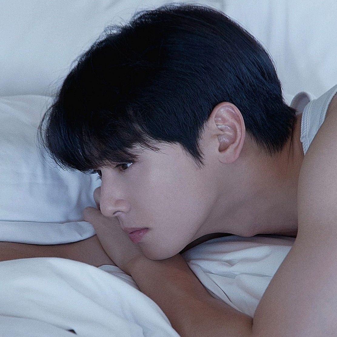 A moment captured by a fan of Cha Eunwoo