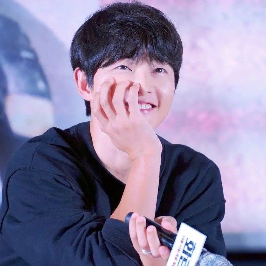 Behind-the-scenes cut of Song Joongki