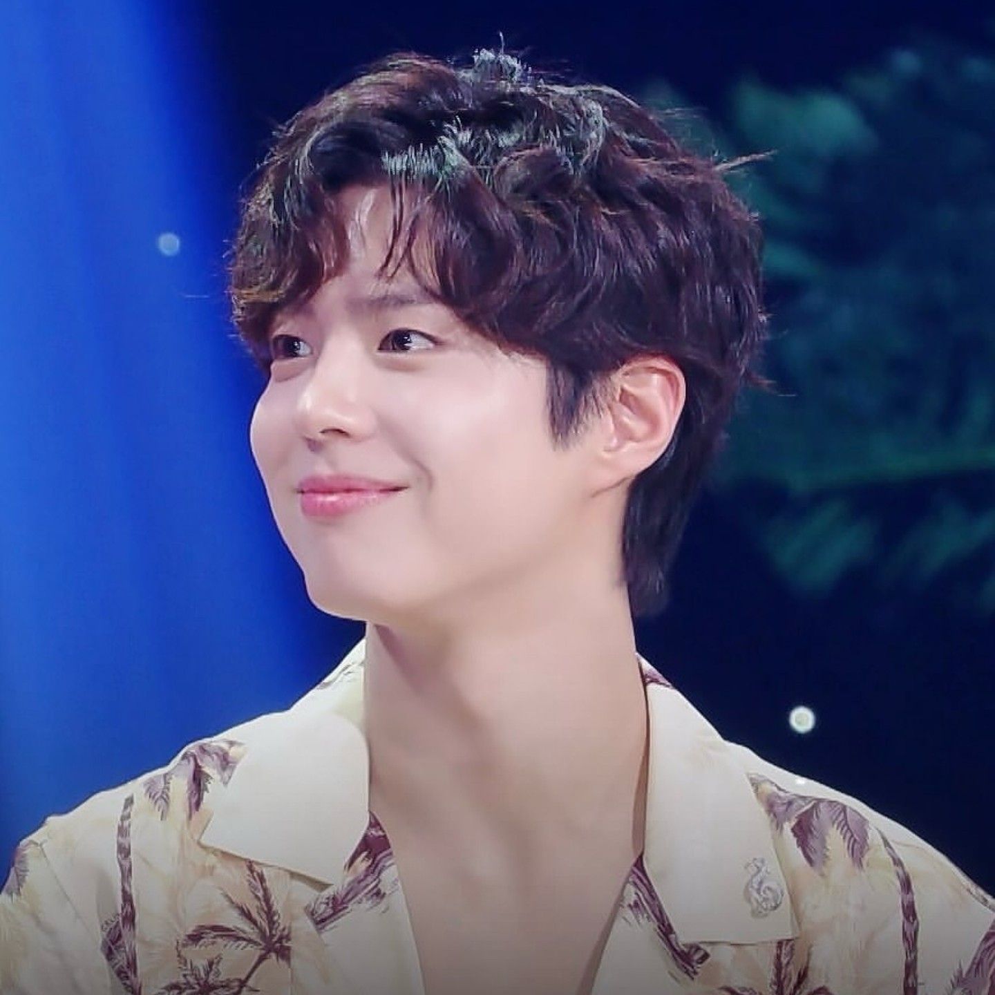 A moment captured by a fan of Park Bogum