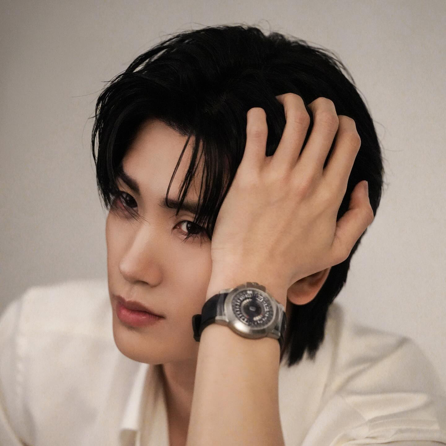 A moment captured by a fan of Park Hyungsik