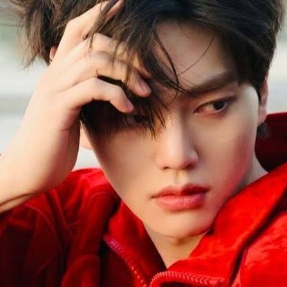 Latest photo of Song Kang