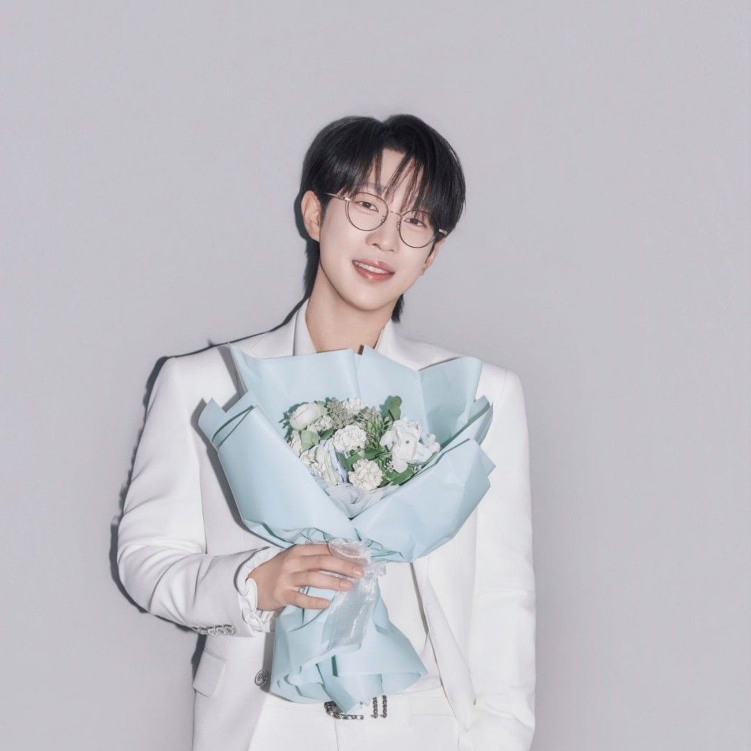 Recent activity shot of An Sunghoon