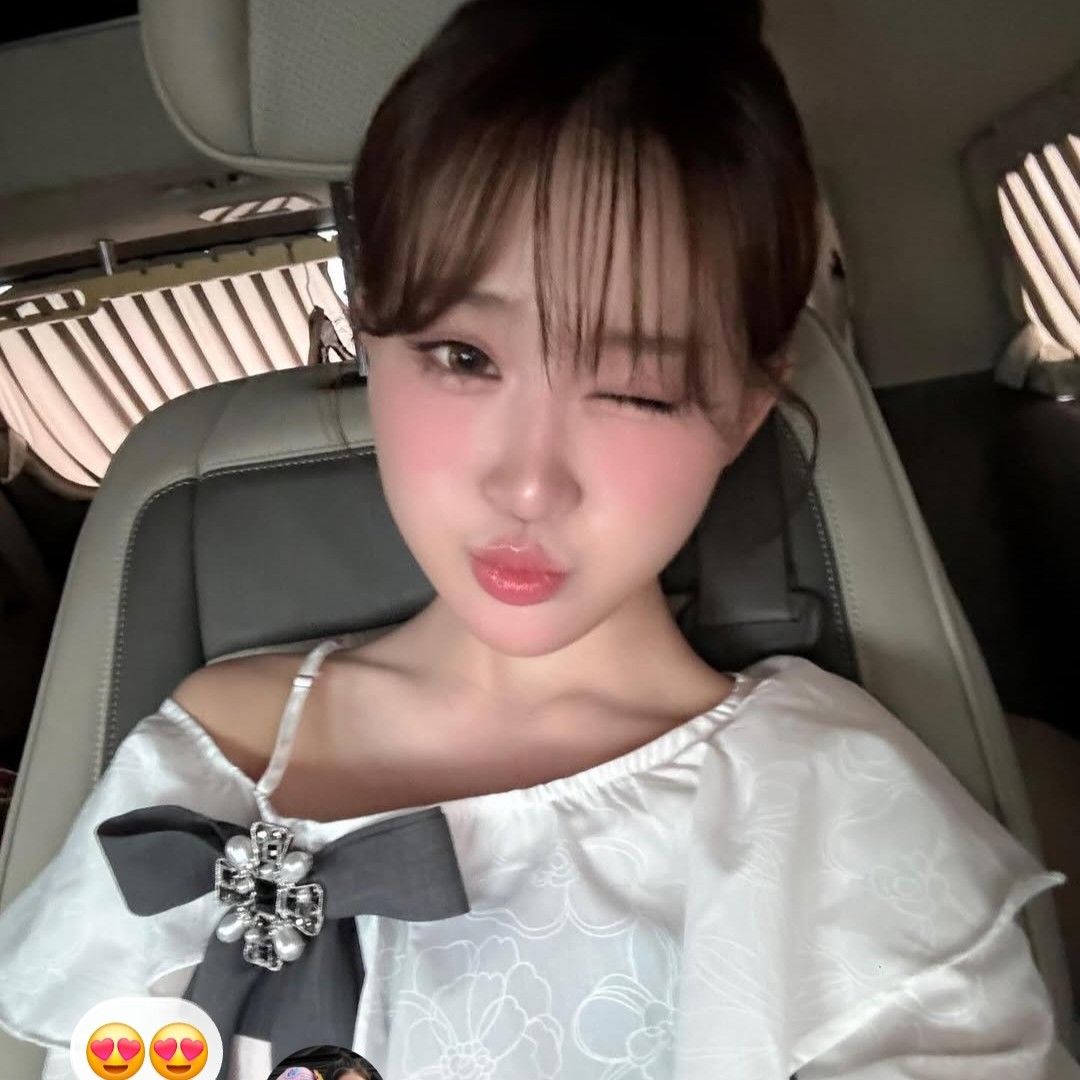 Behind-the-scenes cut of Kim Dahyun