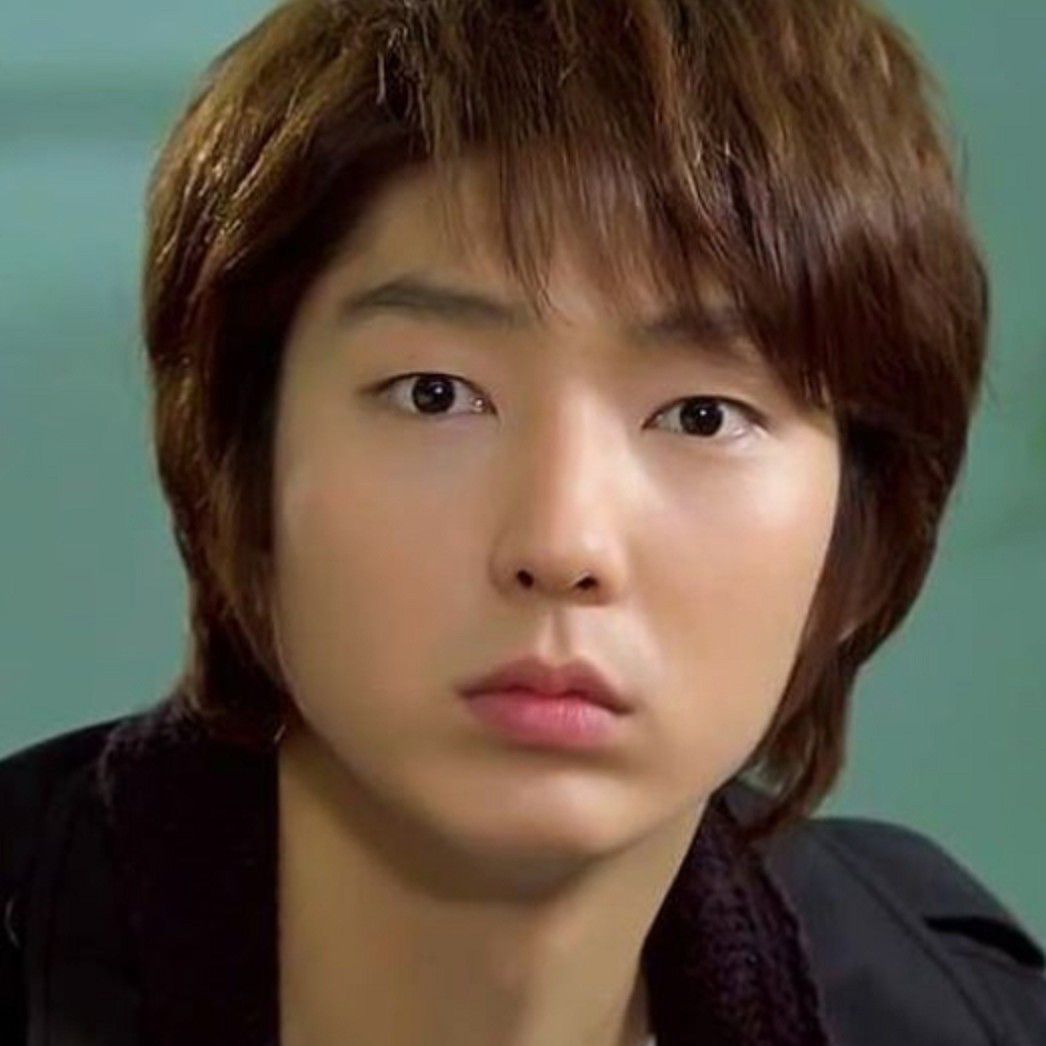 Foto kegiatan terbaru dari Lee Joongi