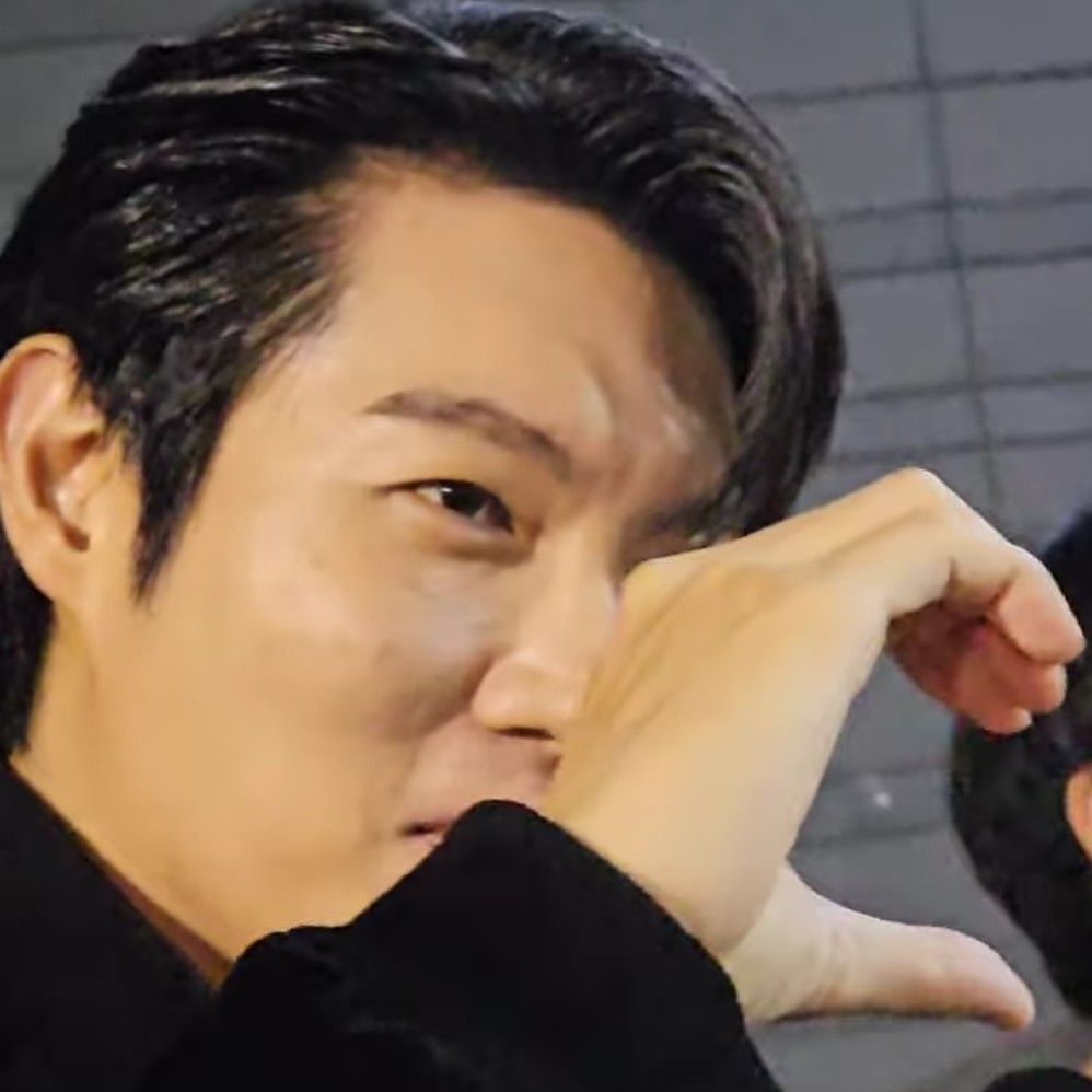 Behind-the-scenes cut of Son Taejin