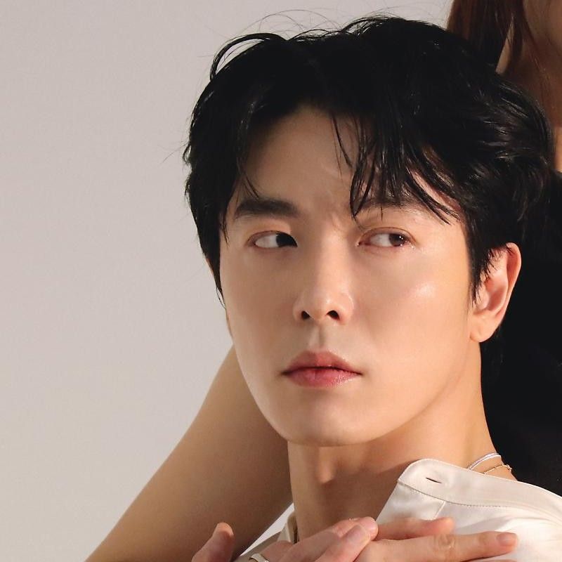 Recent activity shot of Kim Jaewook