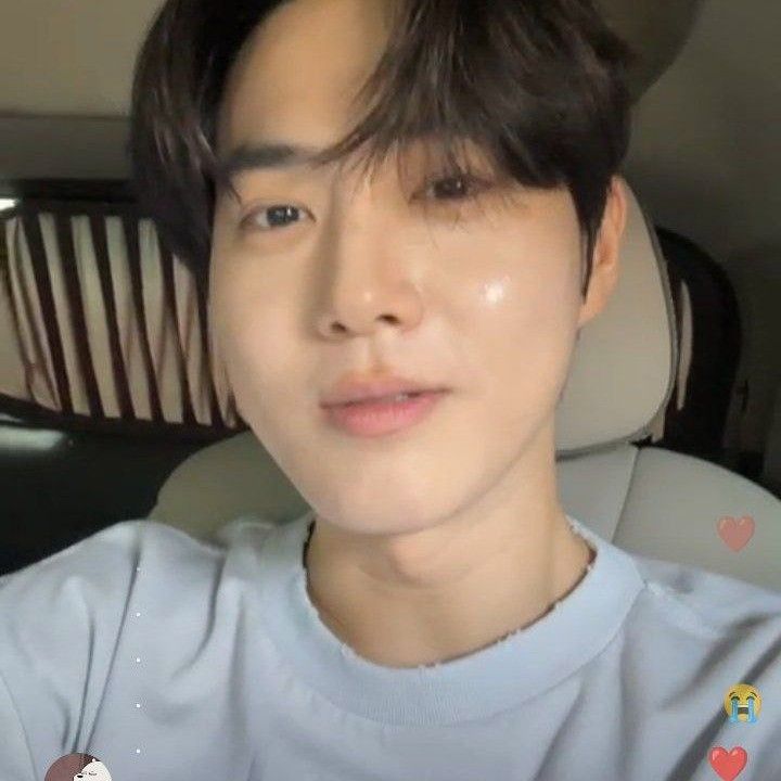 A moment captured by a fan of Suho