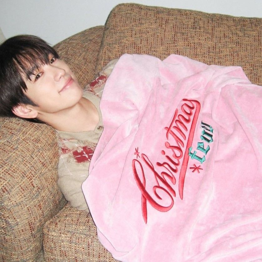 Momen yang diabadikan oleh penggemar Park Jinyoung