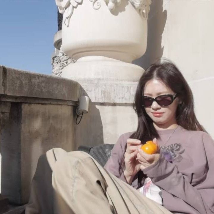 A moment captured by a fan of Jung Somin