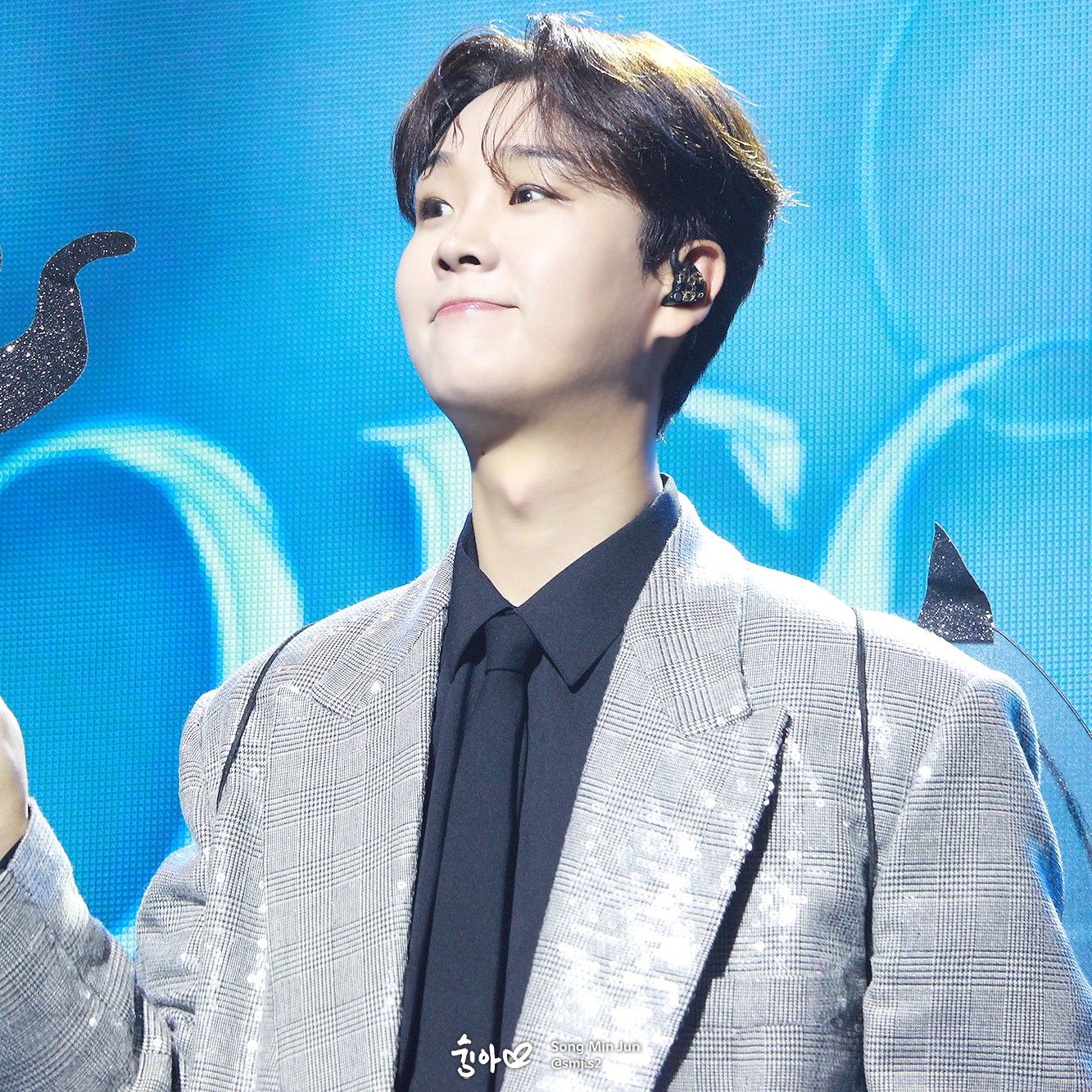 Behind-the-scenes cut of Song Minjun