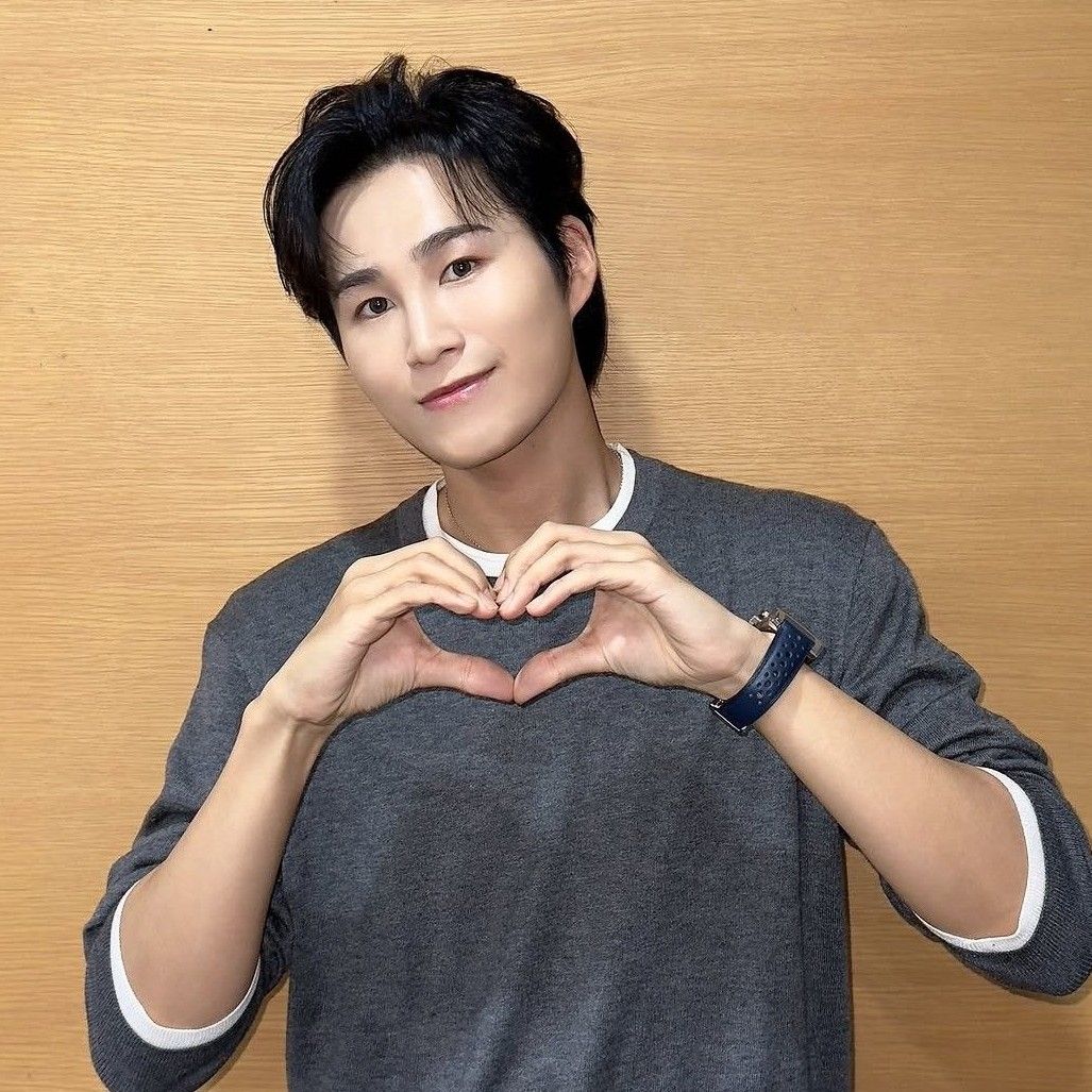 김희재 최근 활동샷