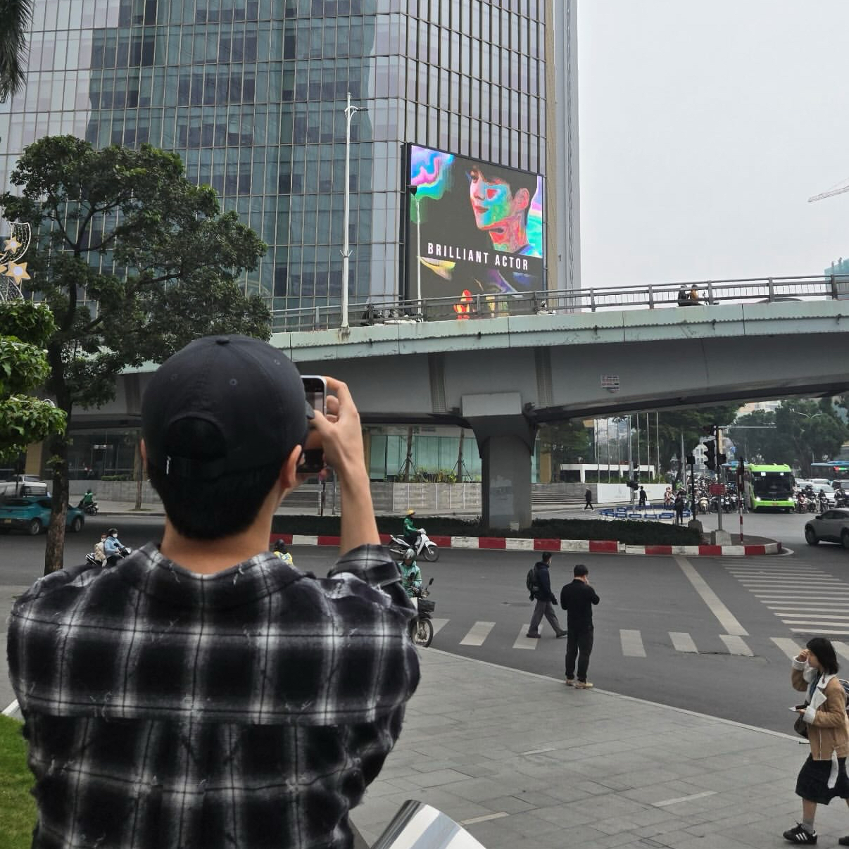 キム・ソンホのビハインドカット