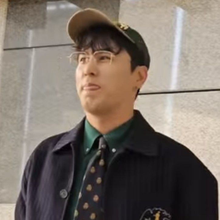 チャン・ミンホの最近の活動ショット