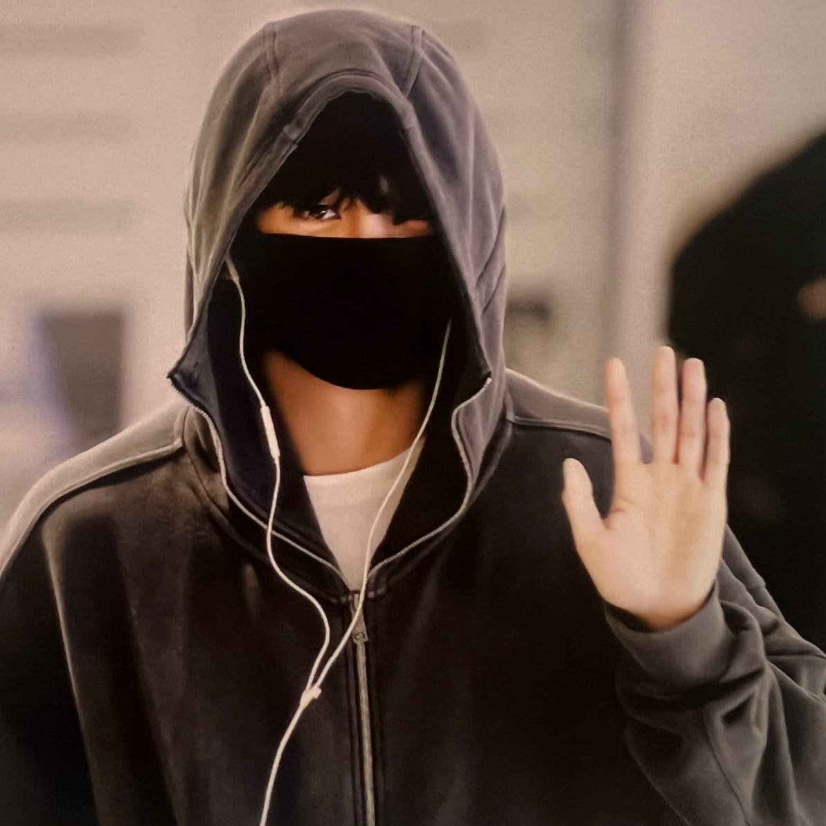 Behind-the-scenes cut of Kim Taehyung (V)