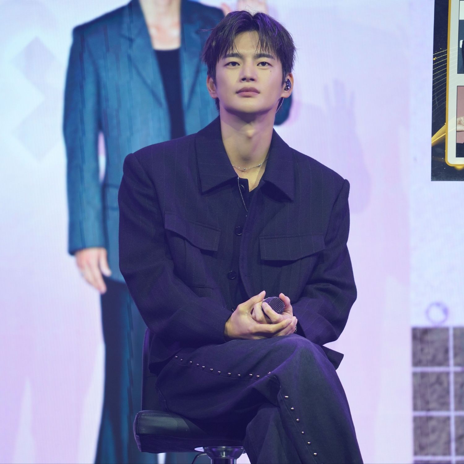 A moment captured by a fan of Seo Inguk
