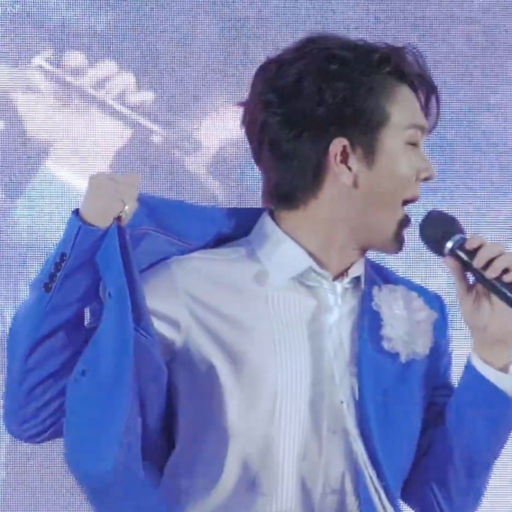 A moment captured by a fan of Kim Soochan