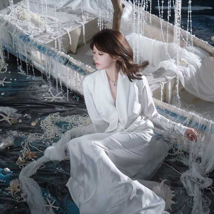 Latest photo of Zhao Lusi