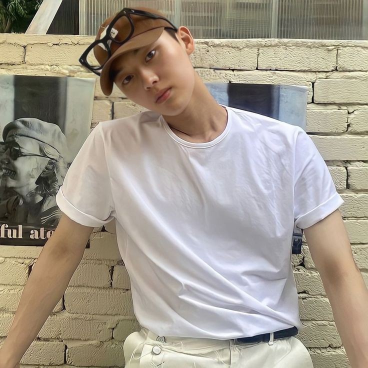 Recent activity shot of Choi Hyunwook