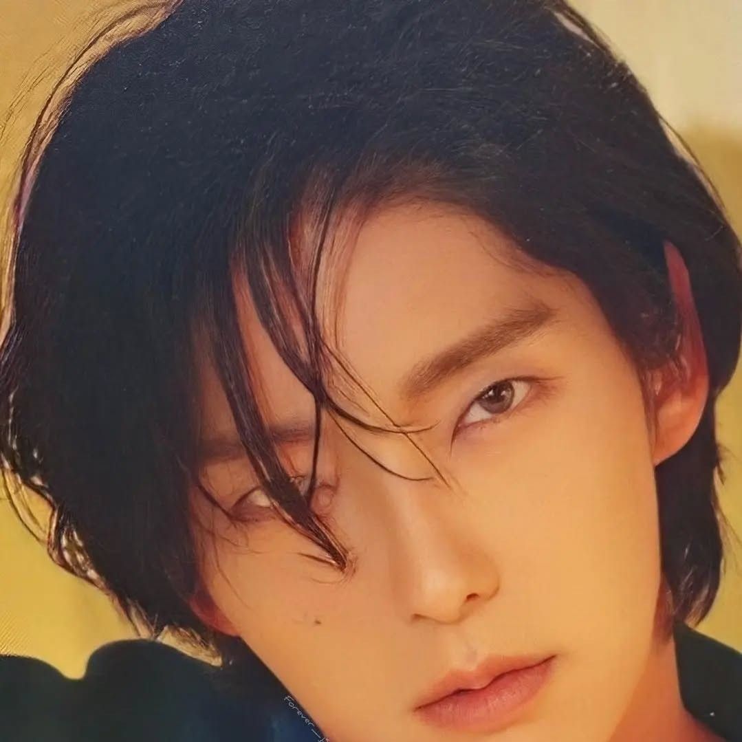 Behind-the-scenes cut of Lee Joongi