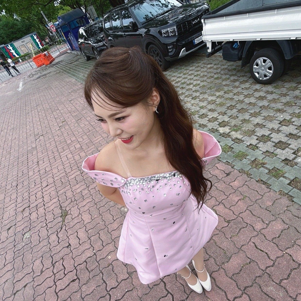 A moment captured by a fan of Miss Kim