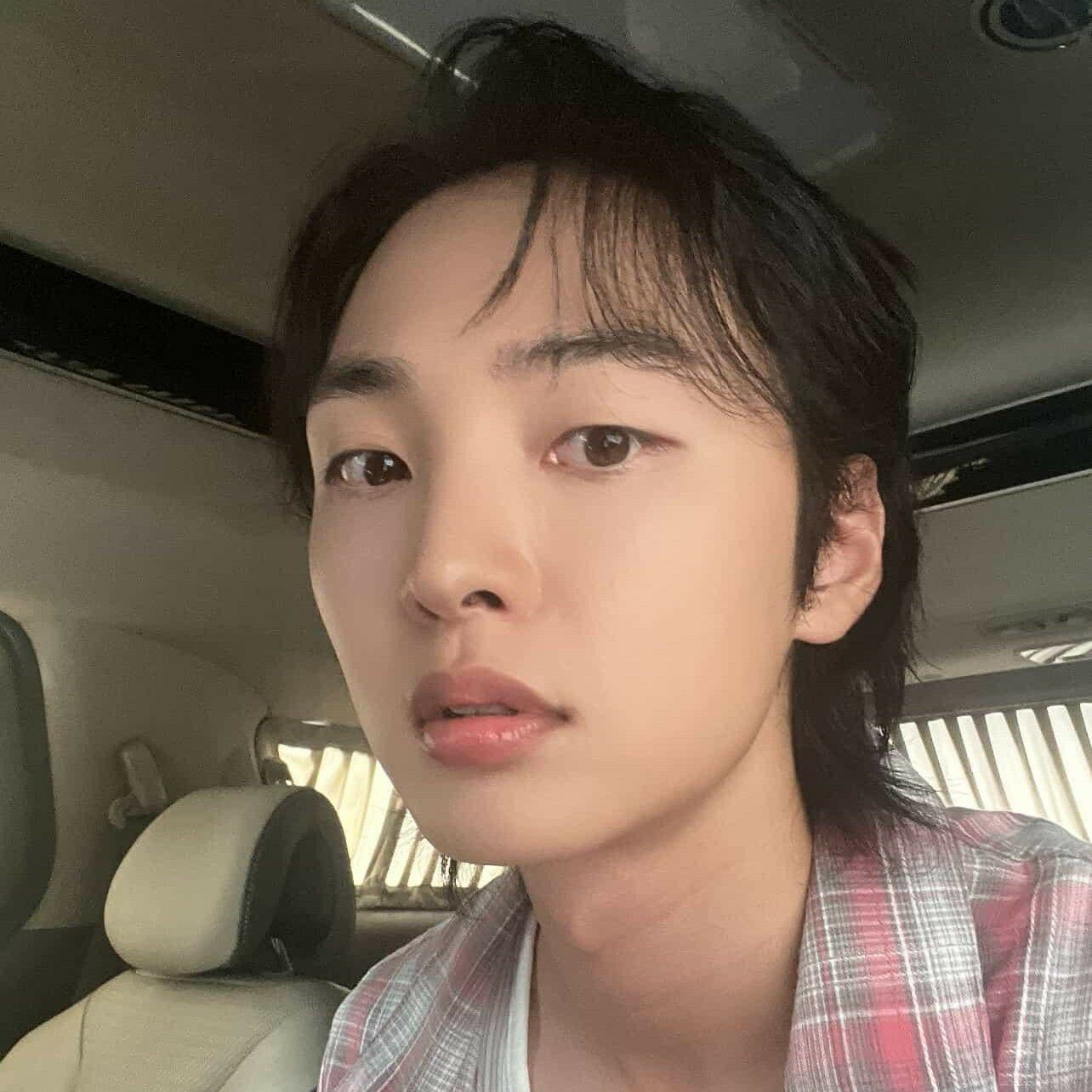 Recent activity shot of Kim Minjae